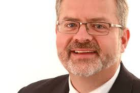 Patrick Wells's Instagram, Twitter & Facebook