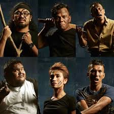 Kumpulan pertama iaitu kumpulan 'tenggiling taiko' diketuai oleh achey dan turut dianggotai oleh rahim, sharif zero, danial, shahrol shiro, mamak puteh, sharifah shahira dan ozlynn. Johan Juara Super Spontan Superstar 2016 Ceritera Si Gadis Biru
