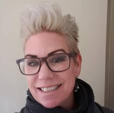 Any happy hrs that start at 2?