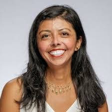 Elizabeth Servin's Instagram, Twitter & Facebook