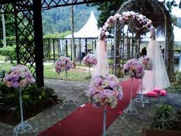 Hiking info, trail maps, and trip reports from bukit pintu gerbang (595 m) in indonesia. Pakej Pintu Mini Pelamin Gubahan Hantaran Lady Hana Facebook