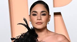 Vanessa Hudgens maman : l'actrice a donné naissance à son deuxième enfant -  Closer