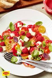 Tomaten Mozzarella Salat Mit Himbeerdressing Rezept Tomaten Mozzarella Salat Mozzarella Salat Tomate Mozzarella