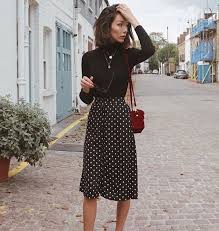 Polka Dot Dress Outfit Ideas Kadininmodasi Org In 2020 Minimal Chic Style Professional Outfits Cool Street Fashion