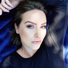 Holly Alexander's Instagram, Twitter & Facebook