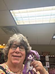 Hopper found at Treble Makers Quilt Shop in Vernon