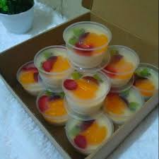 Selain rasanya yang manis dan enak, puding buah naga juga sangat sehat lho karena berbagai nutrisi dalam buah naga yang baik untuk kesehatan. Puding Buah Shopee Indonesia