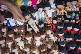 Pepatah orang tua zaman dahulu dalam siloka sunda disebut juga dengan bahasa buhun kolot baheula. Silih Tulungan Adalah Gerakan Sosial Republika Online