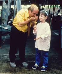 Mara elizabeth wilson was born on friday, july 24th, 1987 in los angeles, california. Mara Wilson And Danny Devito On The Set Of Matilda 1996 Moviesinthemaking