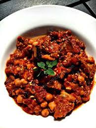 Delicious Lebanese Moussaka Is A Perfect Middle Eastern Side Dish Recipe Moussaka Lebanese Recipes Recipes