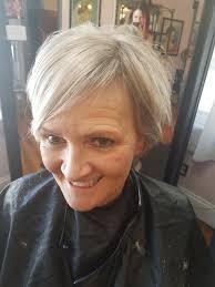 Beautiful ladies get beautiful...