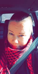 Tänään esittelyssä iki-ihana Maarit! Mitä teet Puhoksen koululla?  Työskentelen koulunkäyntiohjaajana pääosin 1-2 luokassa. Kuinka pitkään  olet ollut opettaja/ohjaaja/muu? Vietän kohta kakskymppisiä tämän työn  parissa. Mikä työssäsi