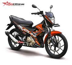 Inspirasi lainnya yang bisa kamu gunakan untuk memodifikasi motor satria fu kesayanganmu adalah dengan teknik air brush. Modifikasi Striping Suzuki Satria Fu 150 2014 Motoblast