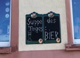 24 Witzige Fotos Aus Der Gastronomie Die Einfach Niemals Unlustig Sind Witzige Fotos Witzig Bier Lustig