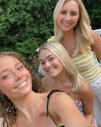 the best year!! i love my people ❤️