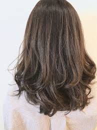 白髪ハイライト ヘアスタイル ロング 白髪染め 髪 色