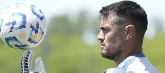 Aguardan por él :: Olé