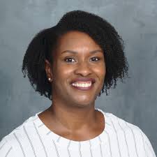 Miranda Harris's Instagram, Twitter & Facebook