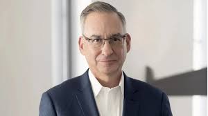 ‘Dumbest Tweet of All Time’: MAGA Georgetown Professor Under Fire for Racist Post Connecting Barack Obama to the Correspondents' Dinner Shooting