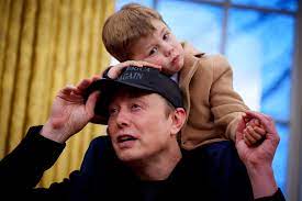 CON TRAI CỦA ELON MUSK GÂY CHÚ Ý TẠI PHÒNG BẦU DỤC Xuất hiện tại Phòng Bầu  dục ở Nhà Trắng hôm 11/2, Lil X, cậu con trai bốn tuổi của tỷ