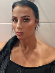 Recreacion Queen Vega Caso Derek Rosa