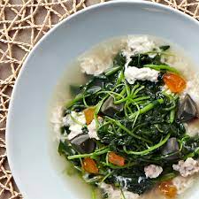 Home » soup & stew » egg and spinach miso soup 卵とほうれん草の味噌汁. Recipe Make Easy Chinese Spinach With Century Egg And Salted Egg Her World Singapore