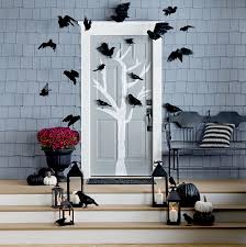 Now that october is here, fall is officially in full swing. 19 Festive Halloween Front Porch Decor Ideas Better Homes Gardens