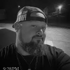 Where to find big enough crappie to keep in Fort Wayne?