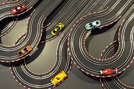 Auf diesen können elektrisch angetriebene fahrzeuge ihren speed unter beweis stellen. Die Langste Carrera Bahn Der Welt Bilder Autobild De