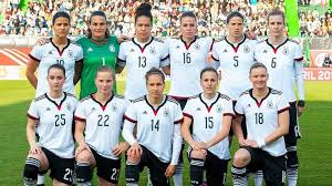 He has been a youth international for germany, earning caps for the u18 and u20 team. Dfb Frauen Wm Kader Fur Kanada Zdfmediathek