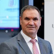 Michael Breitbach: Finanzberater in Koblenz