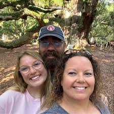 Amanda Blevins (@amanda.blevins.1428) • Facebook