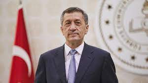 Ziya selçuk, yeni kabine listesinde milli eğitim bakanı olarak yerini aldı. Okullar 2 Temmuz A Kadar Acik Olacak Son Dakika Haberleri