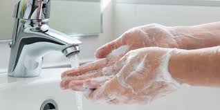 Bilas dengan air mengalir dan keringkan dengan. 11 Langkah Cuci Tangan Yang Benar Agar Tak Tertular Penyakit