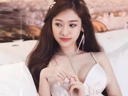 This week kill your darlings, in partnership with the diasporic vietnamese artists network (dvan), is proud to present its first ever showcase of vietnamese writers. Clip Nong Hotgirl Tiá»ƒu Tam Thuy Vi Cung Báº¡n Trai