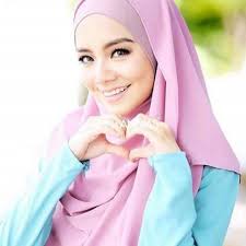 Pin By Nur Amirah On Photo Wallpaper Jass Hijab Collection Beautiful Hijab Hijab Fashion