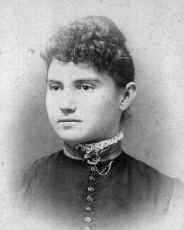 Lelia Ford's Instagram, Twitter & Facebook