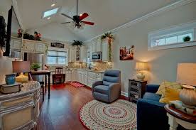 Houzz is the leading online platform for home remodeling and design, providing from decorating a room to building a custom home, houzz connects millions of homeowners, home. Small Traditional Living Room Houzz