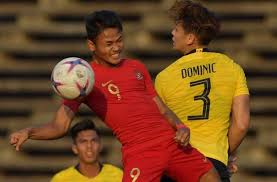 Are you looking to get in touch with dominic tan jun jin for commercial opportunities ? Jadi Pahlawan Timnas Dimas Drajad Piawai Cetak Gol Dan Halau Penalti Bolatimes Com