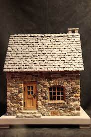 Bu pin'i ve daha fazlasını serpil çelikten tarafından oluşturulan ziyaret edilecek yerler panosunda bulabilirsiniz. Sirin Diy Minyatur Tas Ev Fikirleri Glitter Houses Miniature Houses Stone House