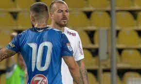 On average in direct matches both teams scored a 3.17 goals per match. X5zfjwi1wbeztm