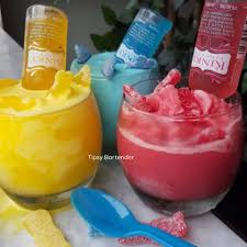 Patches Cocktail For More Delicious Recipes And Drinks Visit Us Here Www Topshelfpours Com Candy Drinks Food Alcohol Drink Recipes