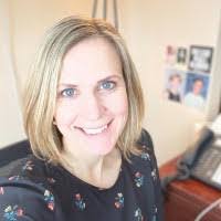 Leanne Lenz's Instagram, Twitter & Facebook