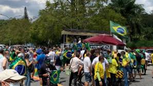 Em 21 de junho de 1908 conseguiram convocar uma manifestação com mais de 250 mil mulheres no hyde park, londres, que acabou com as participantes lançando pedras contra a residência do primeiro. Avenida Paulista Ultimas Noticias Na Jovem Pan