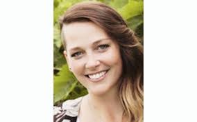 Kimberly Bredeson's Instagram, Twitter & Facebook