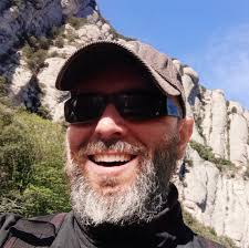 Climbasana. The Mountain Guides in Spain : 2010