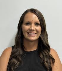 Katelyn Clay's Instagram, Twitter & Facebook