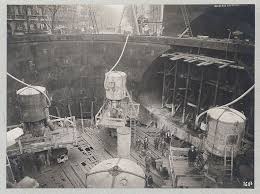 1905 1906 Construction Du Metropolitain Paris Traversee De La Seine Au Chatelet Station Place Saint Michel Foncage Du C Paris Metro Paris Paris History