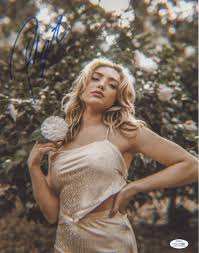 Sexy Peyton List Autographed Signed 11x14 Photo ACOA 1