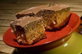 Ces biscuits sucrés et salés seront engloutis en quelques minutes. Carres Au Beurre D Arachide Et Caramel Butterscotch Recettes Du Quebec